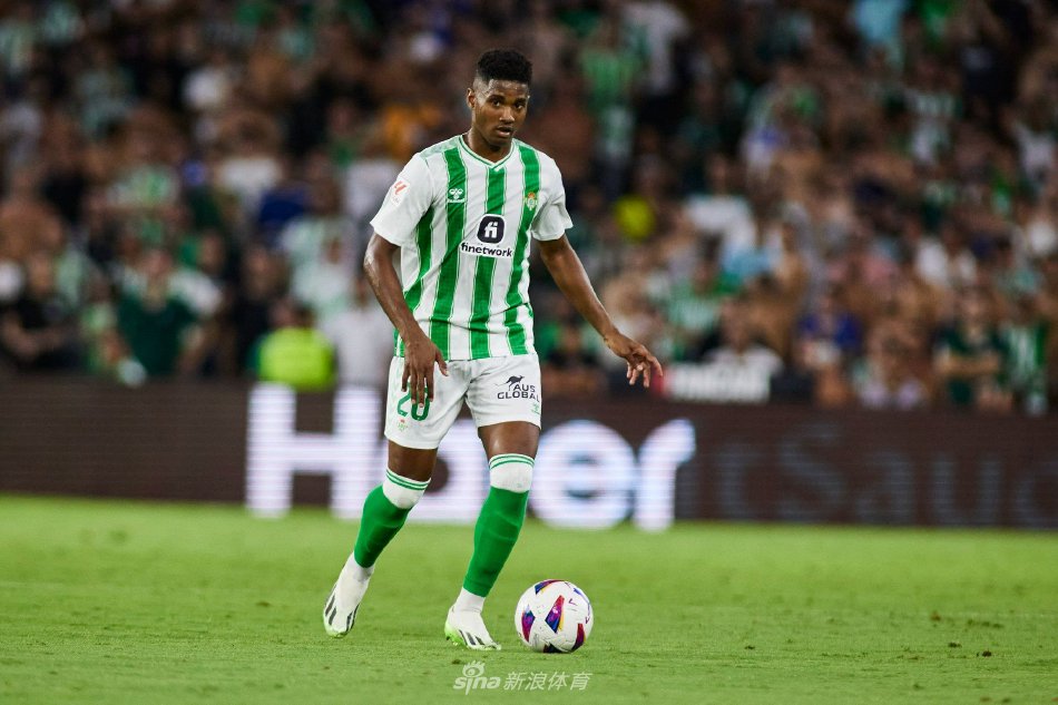 伤病更是左 伤病更是左