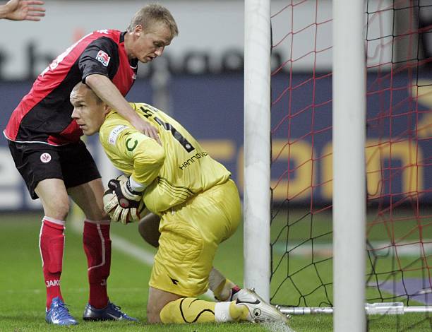 透或长传冲 透或长传冲