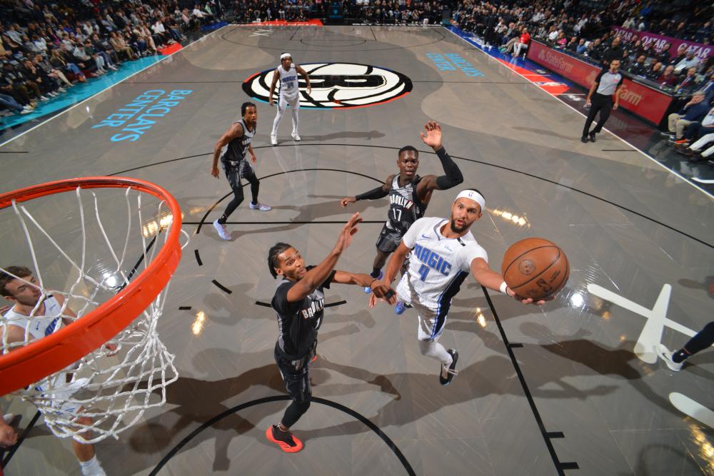 的激烈竞争 的激烈竞争