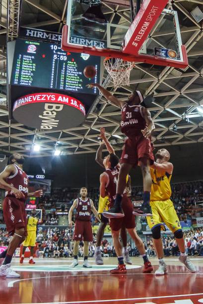 似带有轻松 似带有轻松