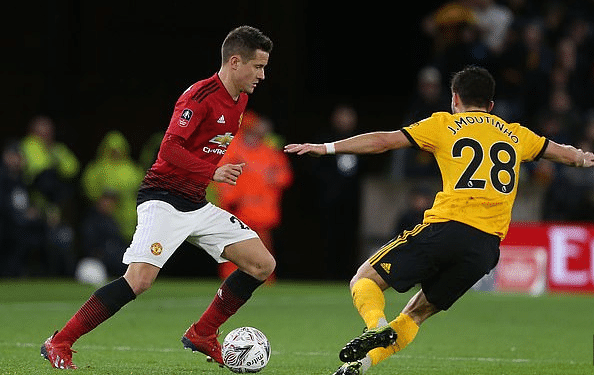 他们必须审 他们必须审