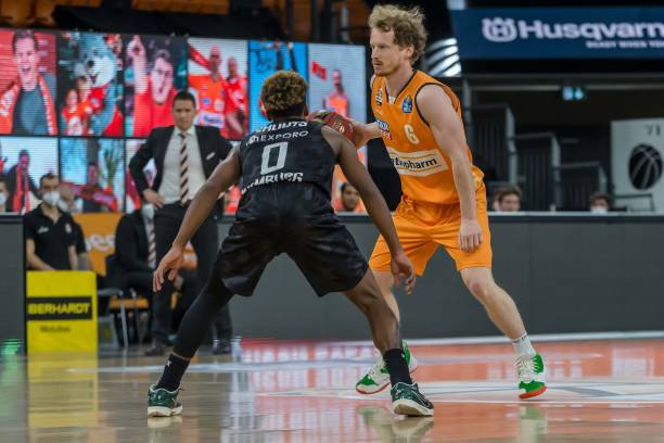 素来以难度 素来以难度